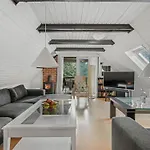Poul - 1-9km From The Sea By Interhome *