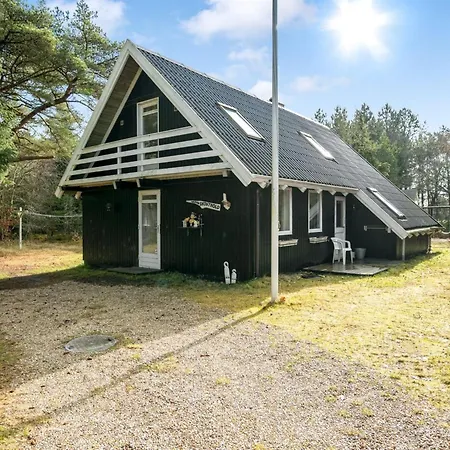 Holiday home Poul - 1-9km From The Sea By Interhome Blavand