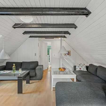Poul - 1-9km From The Sea By Interhome Сasa de vacaciones *