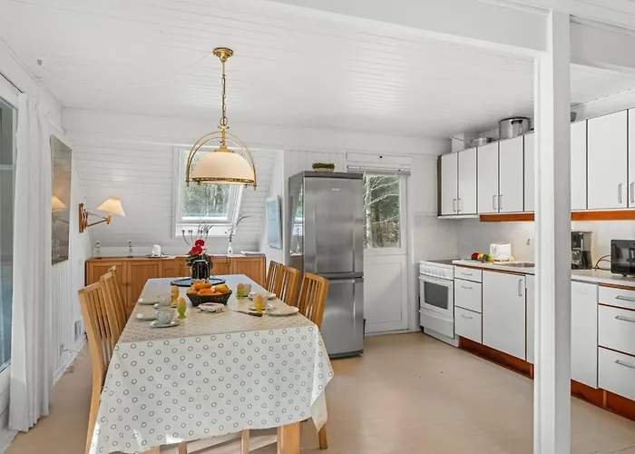 Poul - 1-9km From The Sea By Interhome *