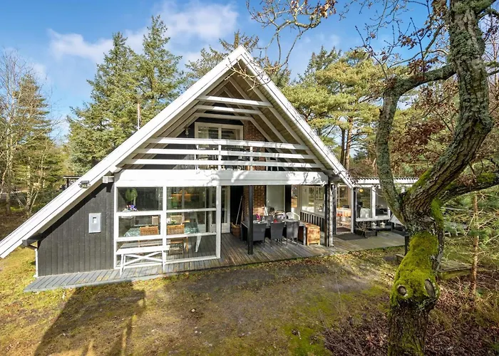 Poul - 1-9km From The Sea By Interhome Blåvand